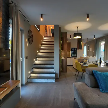 Pieron & Bavigo - Oasis * Marčana