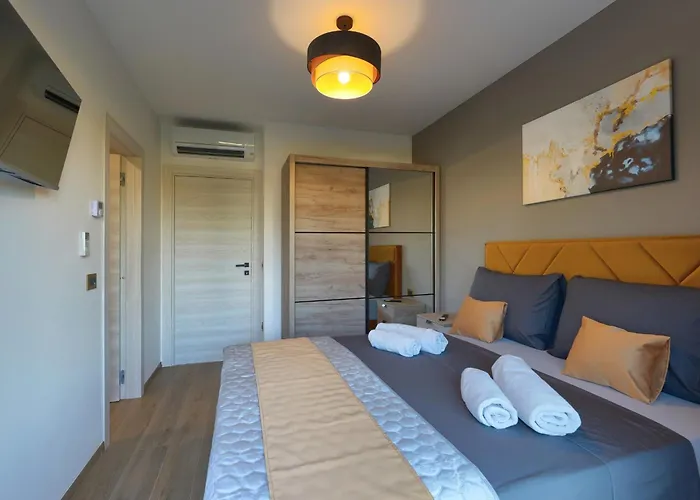 Pieron & Bavigo - Oasis *