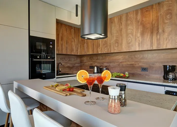 Pieron & Bavigo - Oasis Marcana