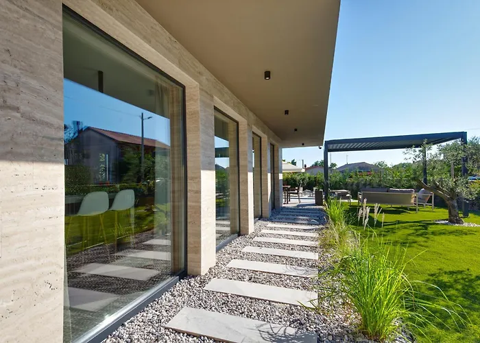 Pieron & Bavigo - Oasis Marcana